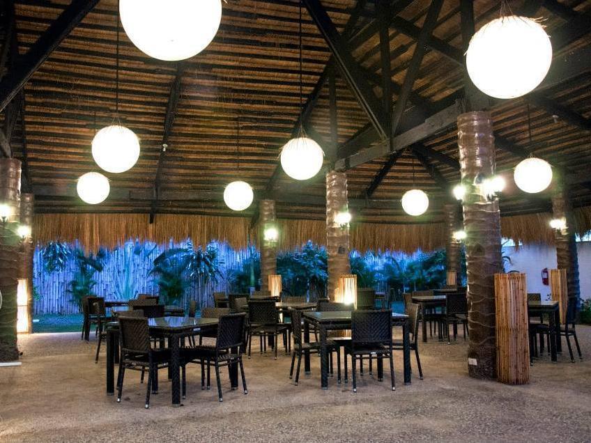 Natures Garden Park Resort And Spa Lapu-Lapu City Exterior foto